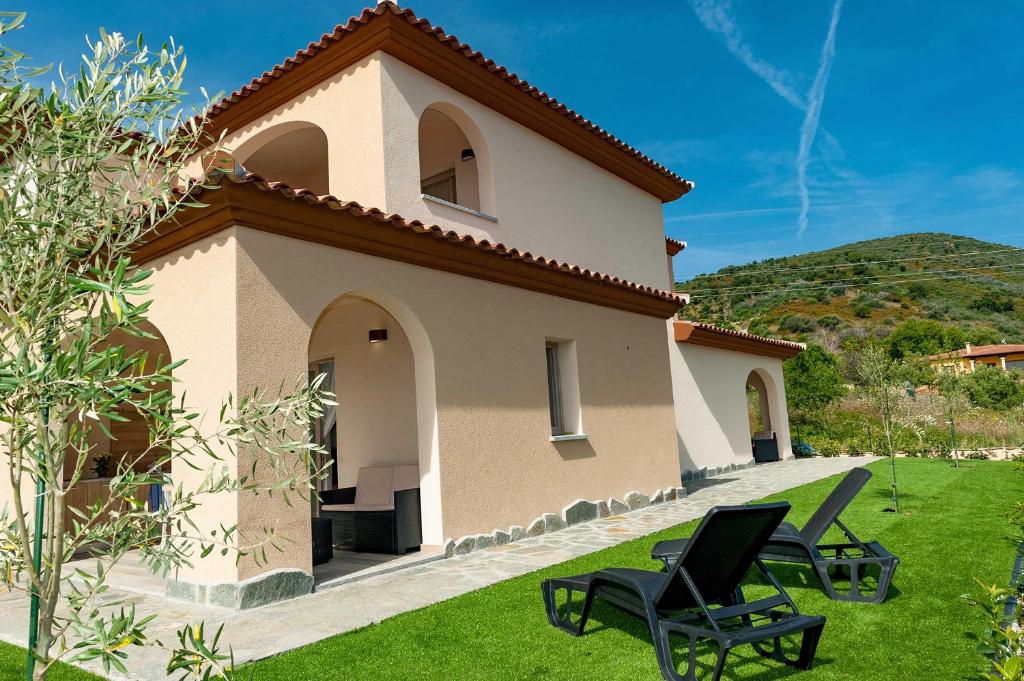 Widok na góry z tego aparthotelu
