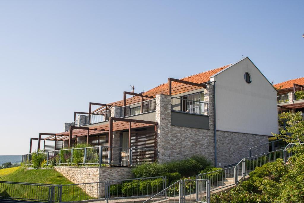 Budova, kde se apartmán nachází
