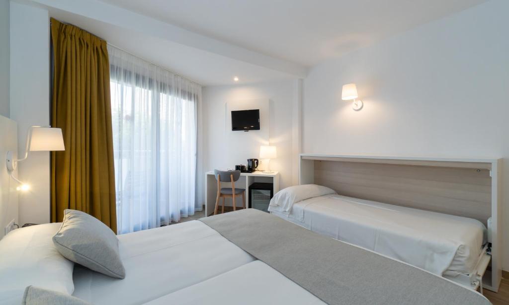 Medplaya Hotel Rio Park - Double Room (2 Adults + 1 Child)