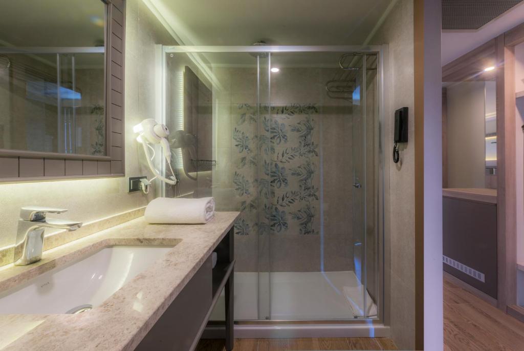 Koupelna v ubytování Samara Hotel Bodrum Ultra All Inclusive