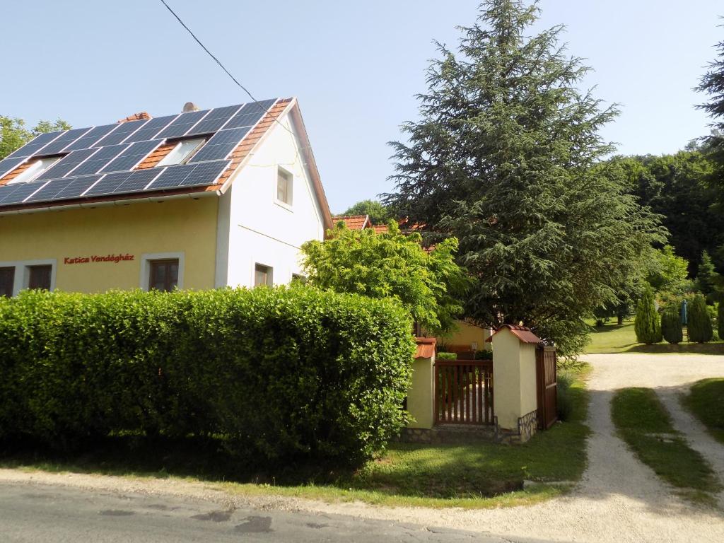 Budova, kde se penzion nachází