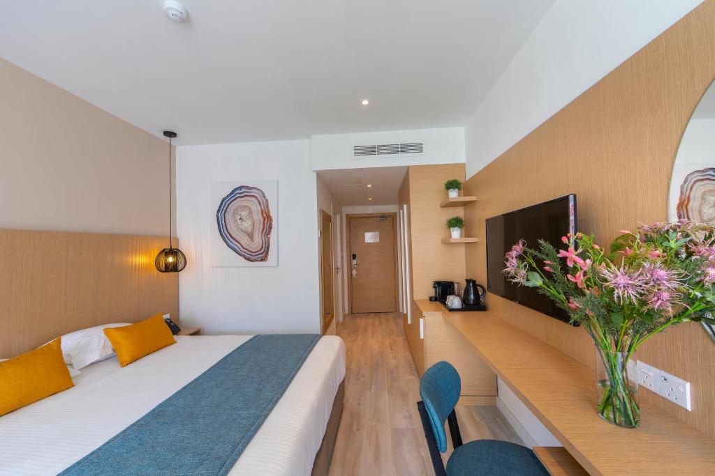 Leonardo Crystal Cove Hotel & Spa – Adults only - Salle Double Ou Jumelle Avec Vue Intérieure