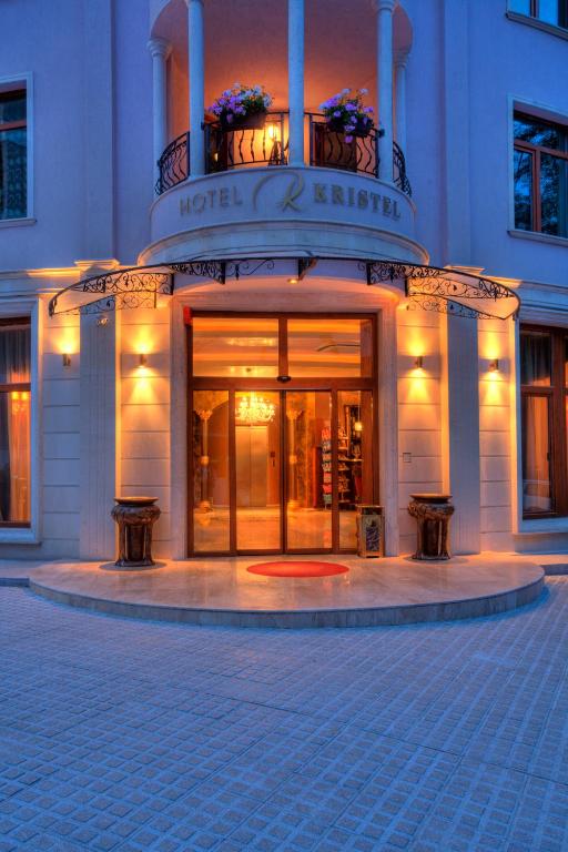 Kristel Hotel