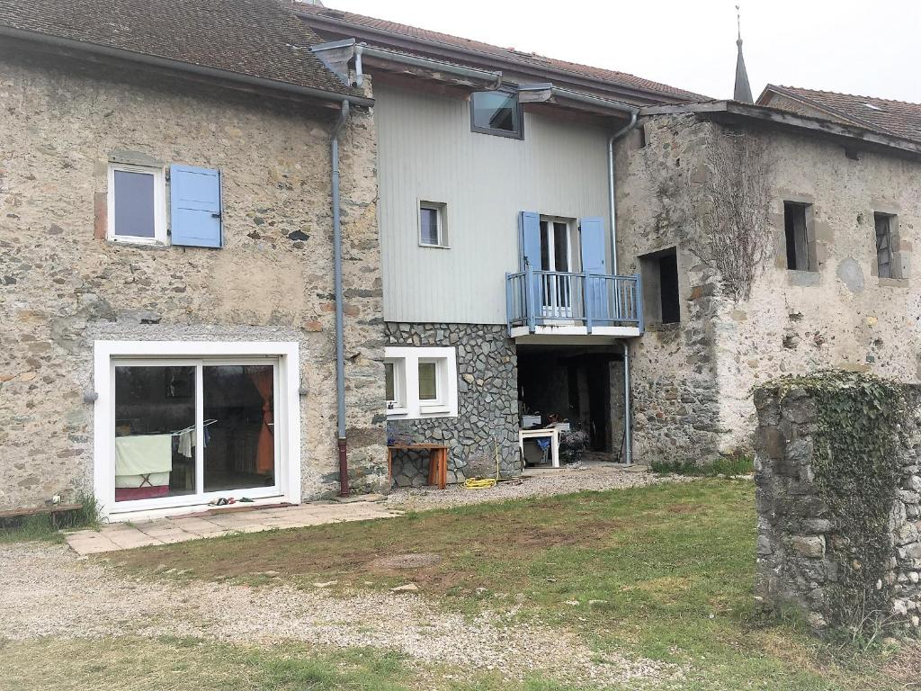 Vacation Home La YAUTE, Anthy, France - Booking.com