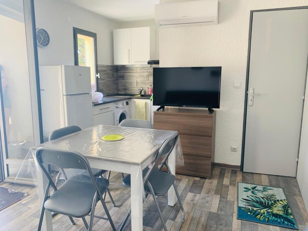 La Pinède - Apartment Mit 1 Schlafzimmer