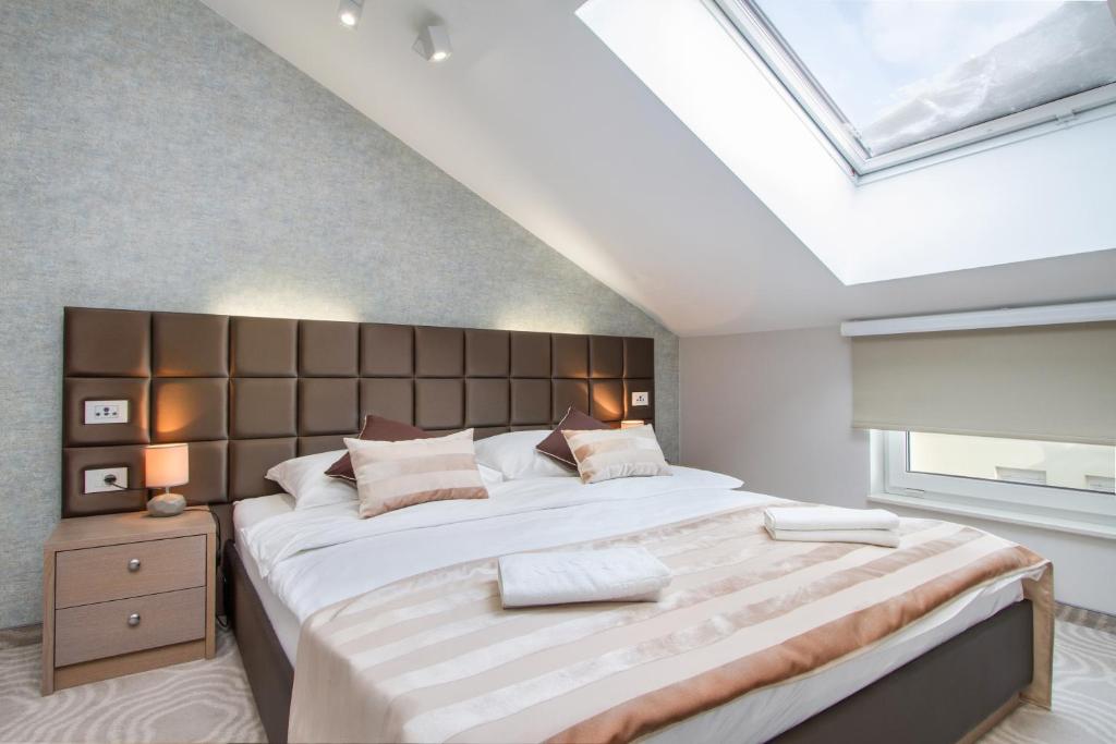 Royal Airport Hotel - 11