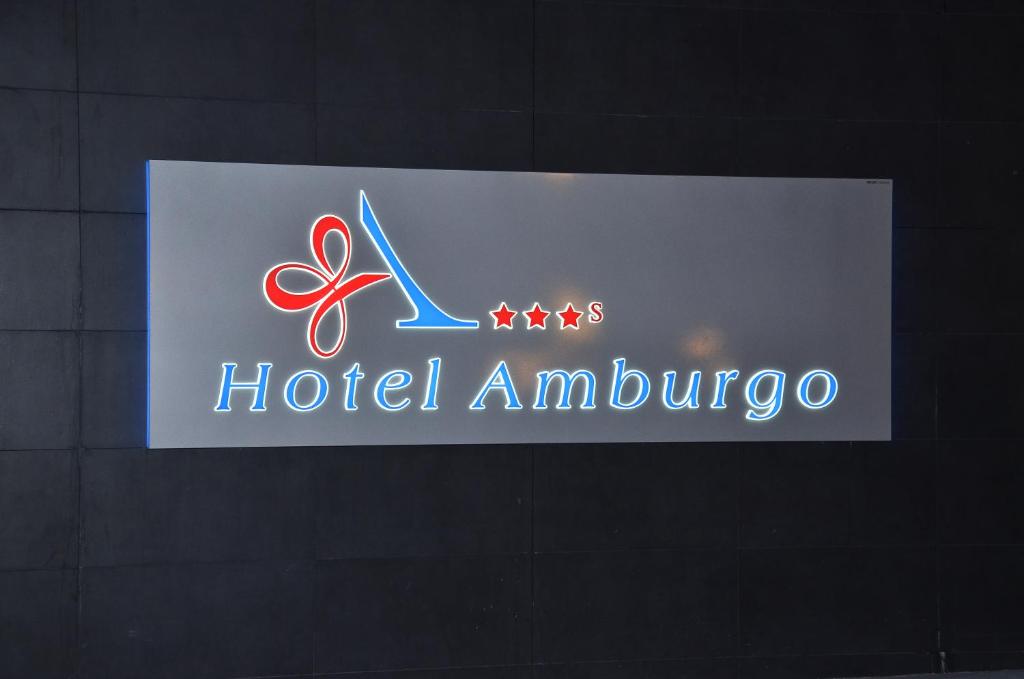 Сертификат, награда, вывеска или другой документ, выставленный в Hotel Amburgo