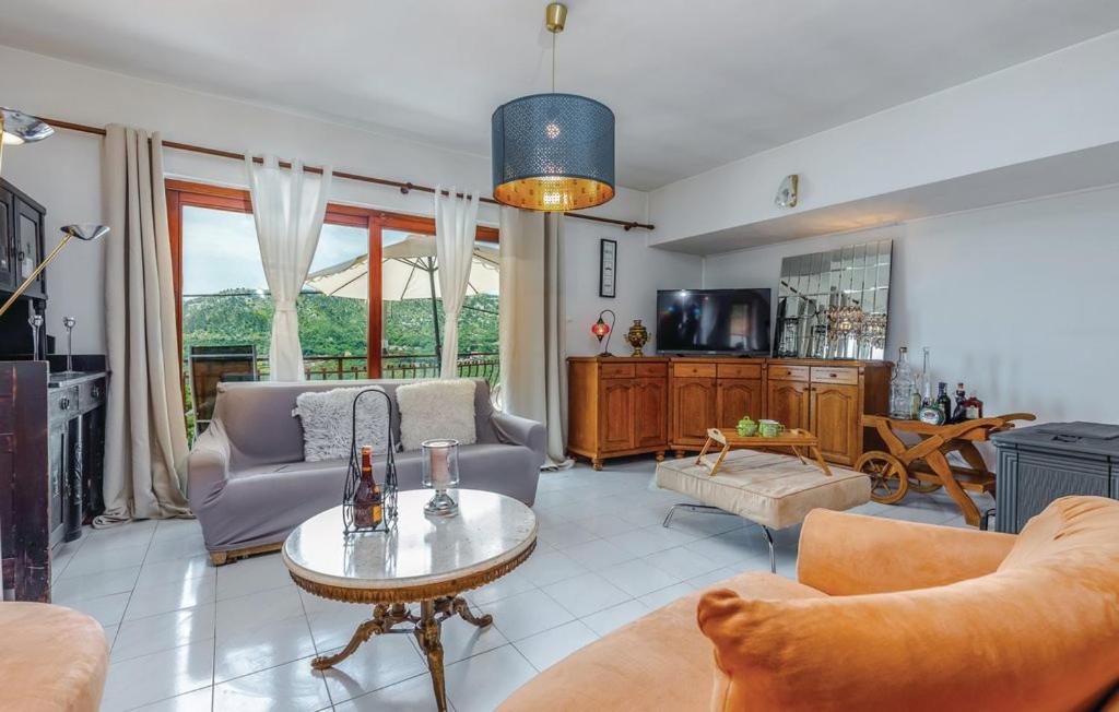 AS Apartments with swimming pool and a large yard - Duplex -Wohnung