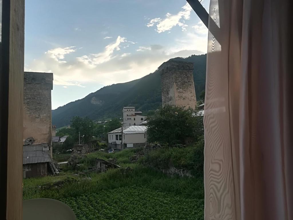 Nespecifikovaný výhled na hory nebo výhled na hory při pohledu z bed and breakfast