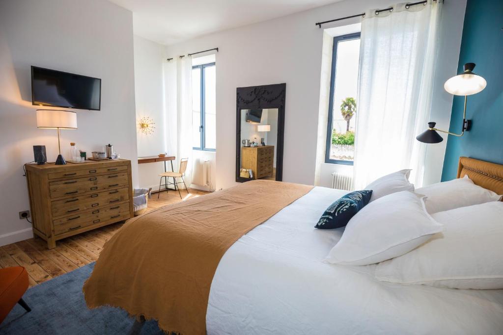 L’Ostréale - Deluxe Double Room With Bath