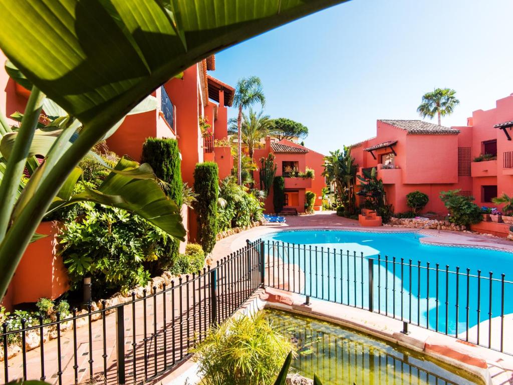 Rentandhomes marbella luxury beach, Marbella – Updated 2022 ...