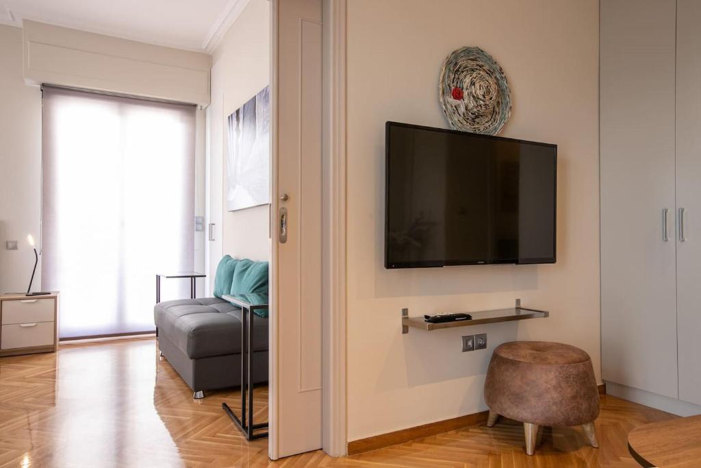 Fotografie z fotogalerie ubytování Luxurious 4 bdrm+3 bath Apt in the heart of Athens v Aténách
