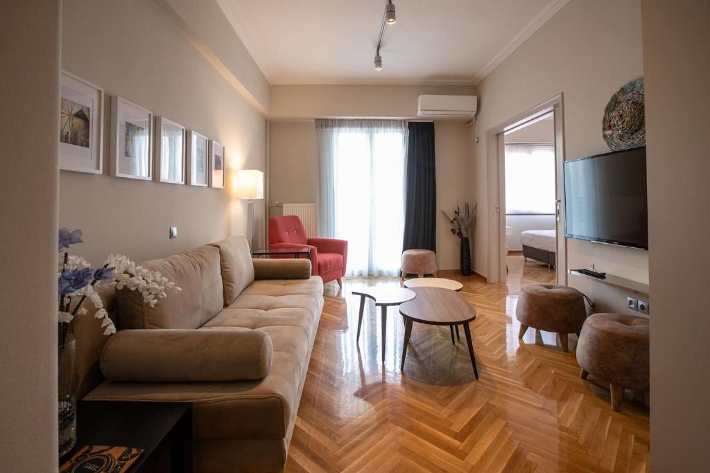 Fotografie z fotogalerie ubytování Luxurious 4 bdrm+3 bath Apt in the heart of Athens v Aténách