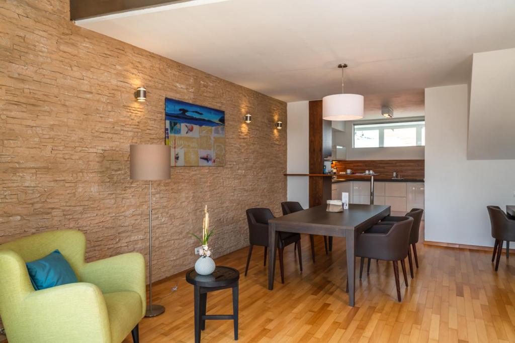 Kuhinja ili čajna kuhinja u objektu Hotel Sandwirth