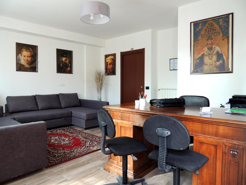 Posedenie v ubytovaní foresteria re artù