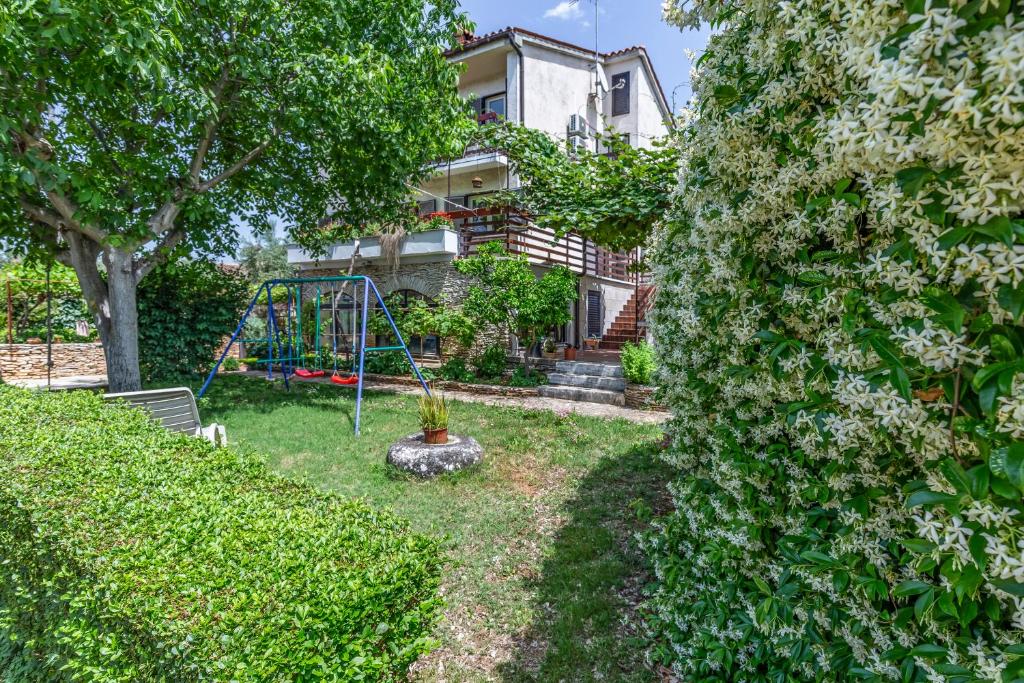 Apartments Ruzica