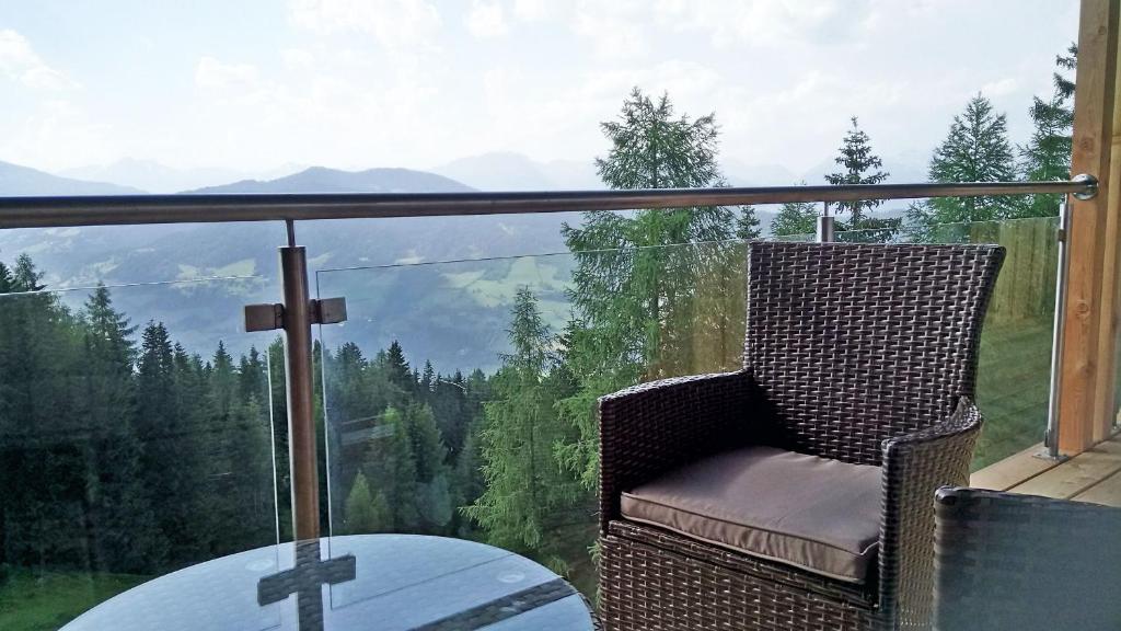 Nespecifikovaný výhled na hory nebo výhled na hory při pohledu z hotelu