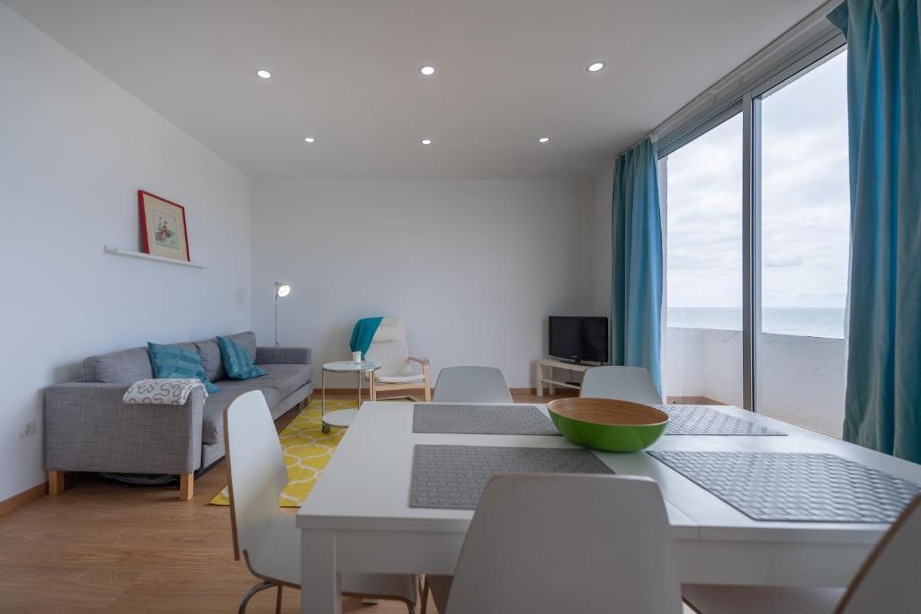 VISTA PLAYA Y MAR - sea view, wifi and AC