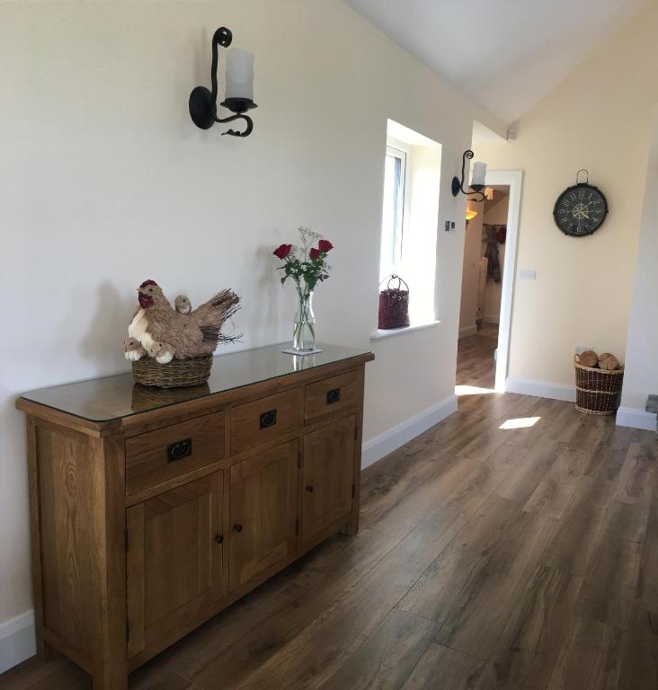 Foto dalla galleria di Conway's Cottage with Sea View Nestling by Cliffs-of-Moher a Liscannor