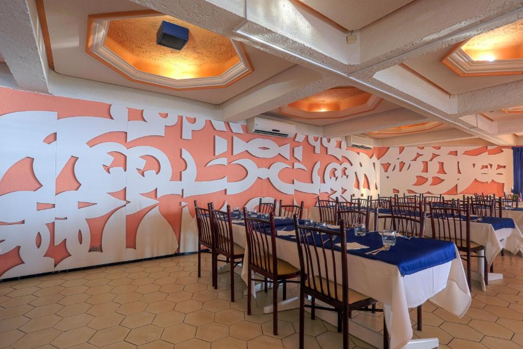 Restaurace v ubytování UMH Tarik Hotel