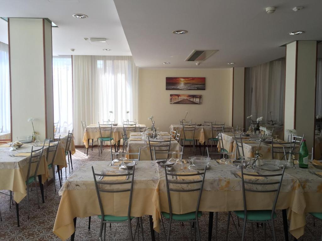 Restaurace v ubytování Hotel Augusta