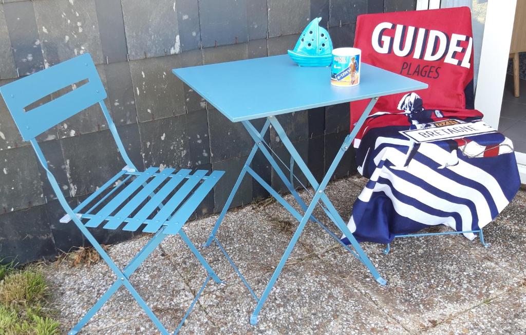 Charmant deux pièces avec jardin près de la plage