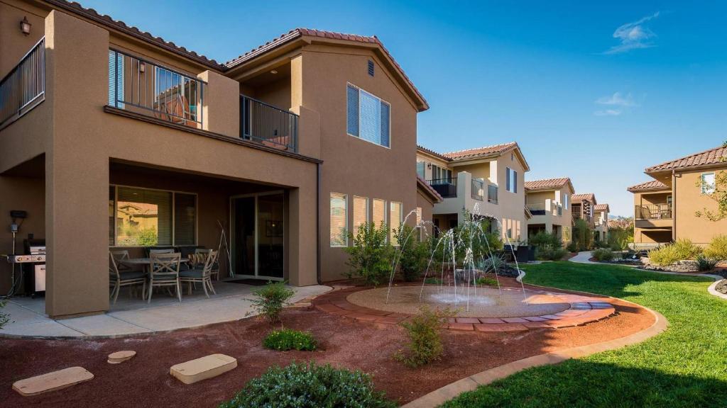 The Getaway 23 Paradise Village at Zion, Santa Clara, UT