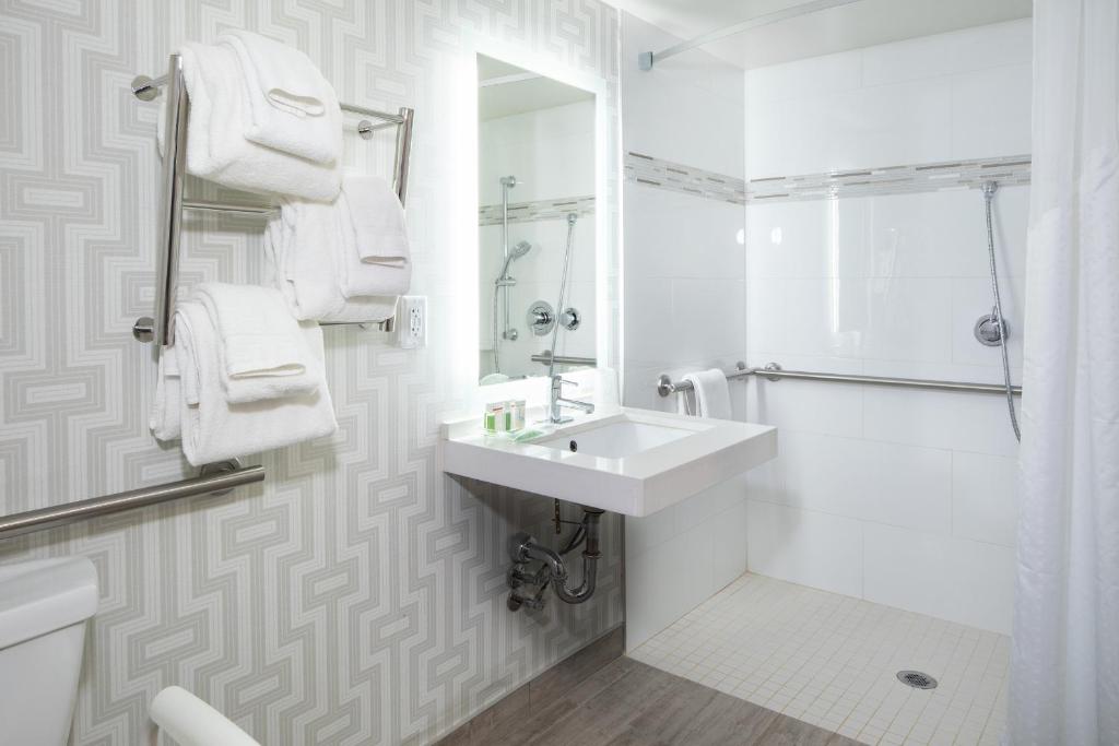 Holiday Inn Washington-College Pk I-95 - 