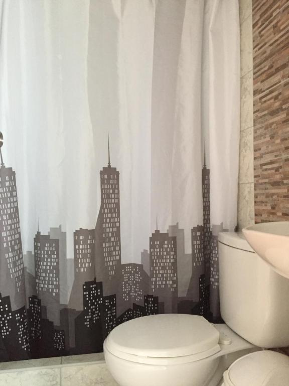 Koupelna v ubytování Hostal Parisuite