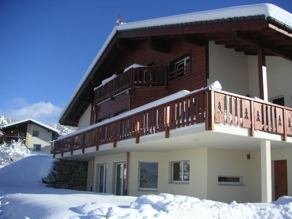 Fotografie z fotogalerie ubytování Chalet des Alpes v destinaci Crans-Montana