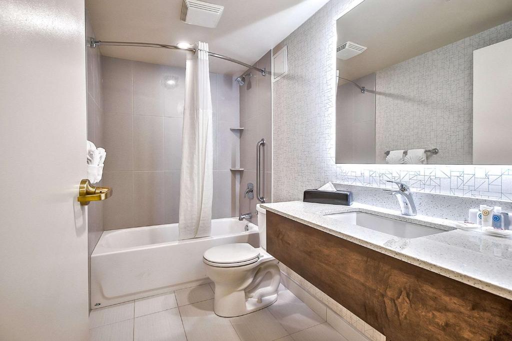 Comfort Inn & Suites South - Resim 25