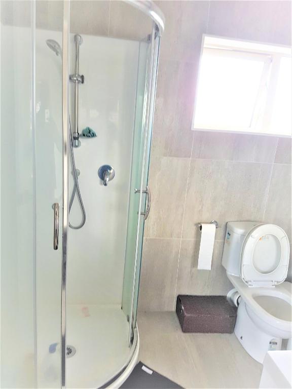 
Single Room with Shared Bathroom
