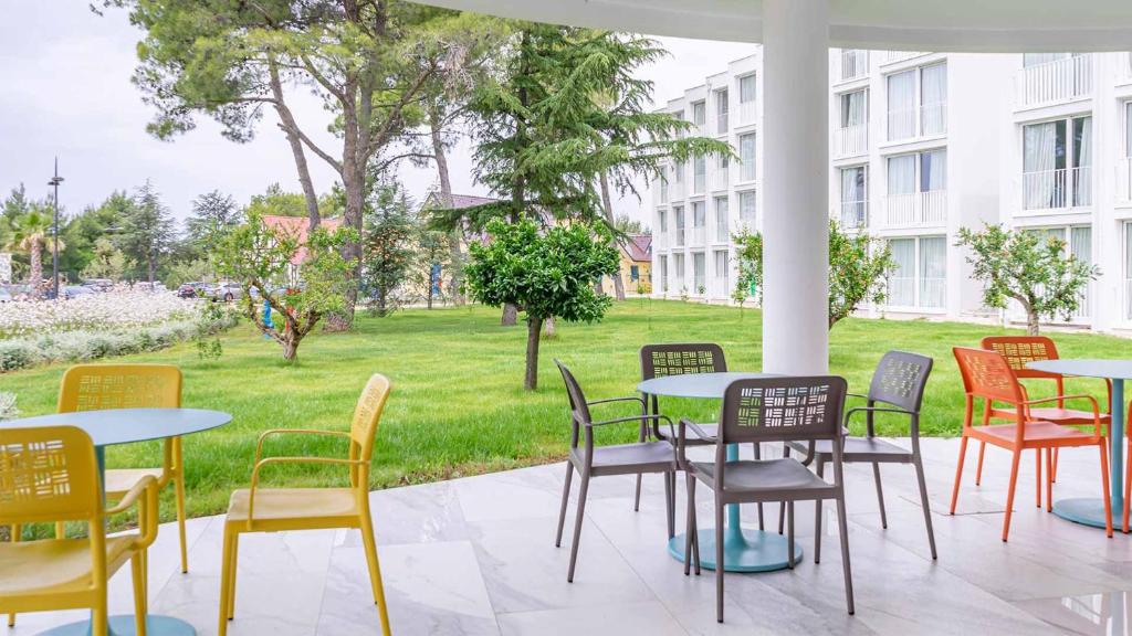 Vonkajšia záhrada v ubytovaní Amadria Park Family Hotel Jakov