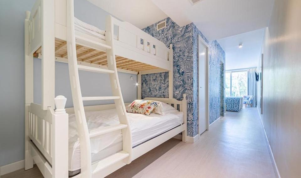 Posteľ alebo postele v izbe v ubytovaní Amadria Park Family Hotel Jakov