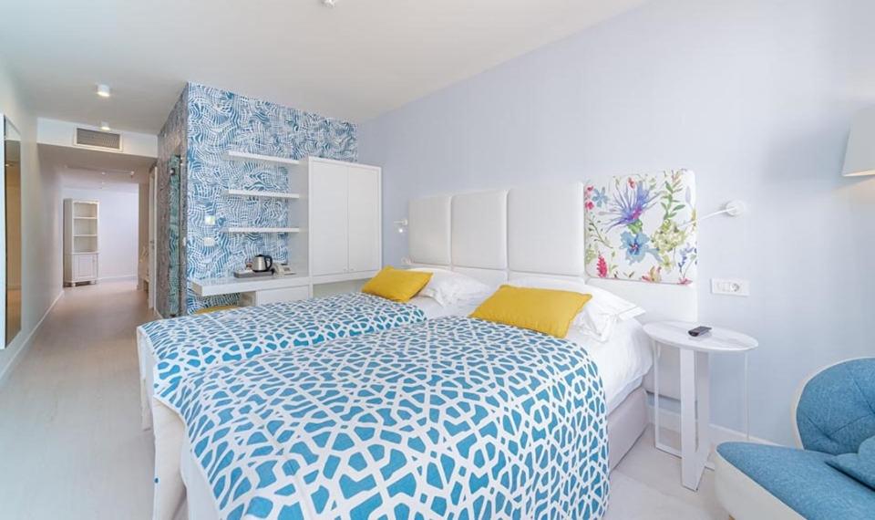 Posteľ alebo postele v izbe v ubytovaní Amadria Park Family Hotel Jakov
