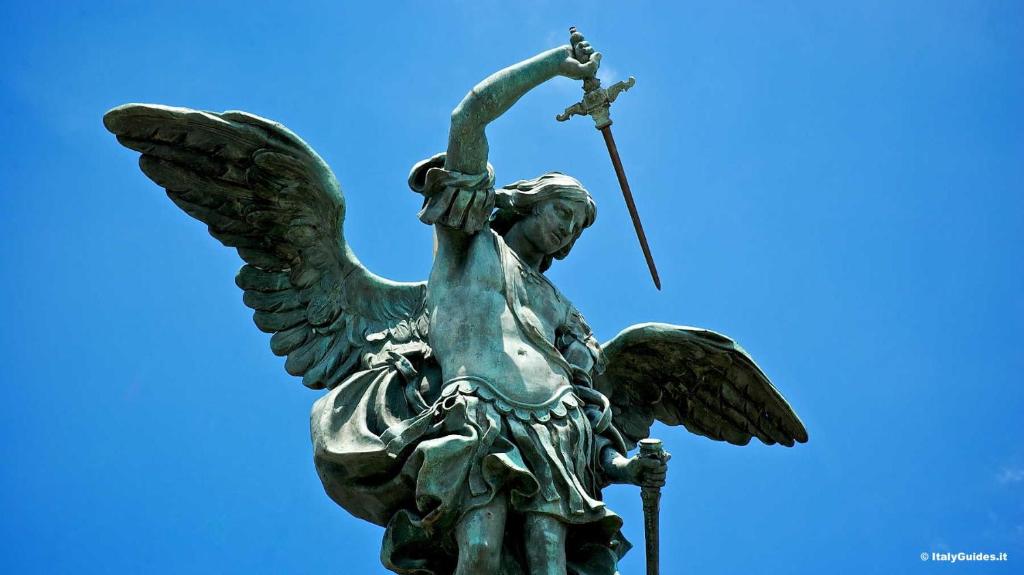 Statua di San Michele Arcangelo (San Giovanni Rotondo) - All You