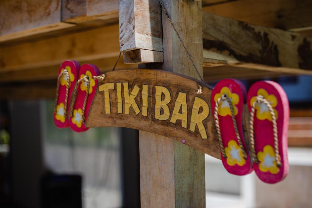 Certifikát, hodnocení, plakát nebo jiný dokument vystavený v ubytování Voodoo Gili
