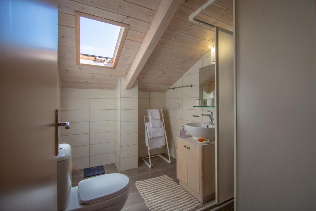 Anemelia Retreat - Explore & Recharge - 11