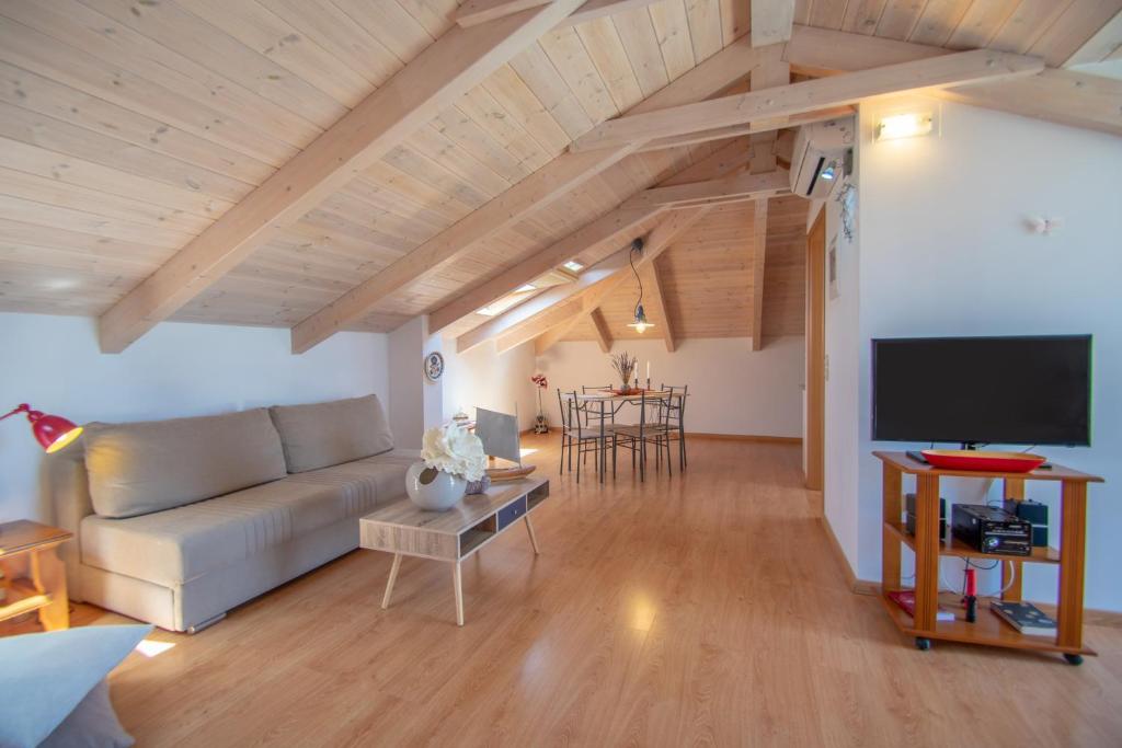 Anemelia Retreat - Explore & Recharge - 8