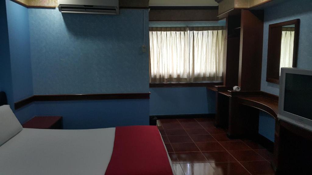 West Wing Mansion - Resim 8