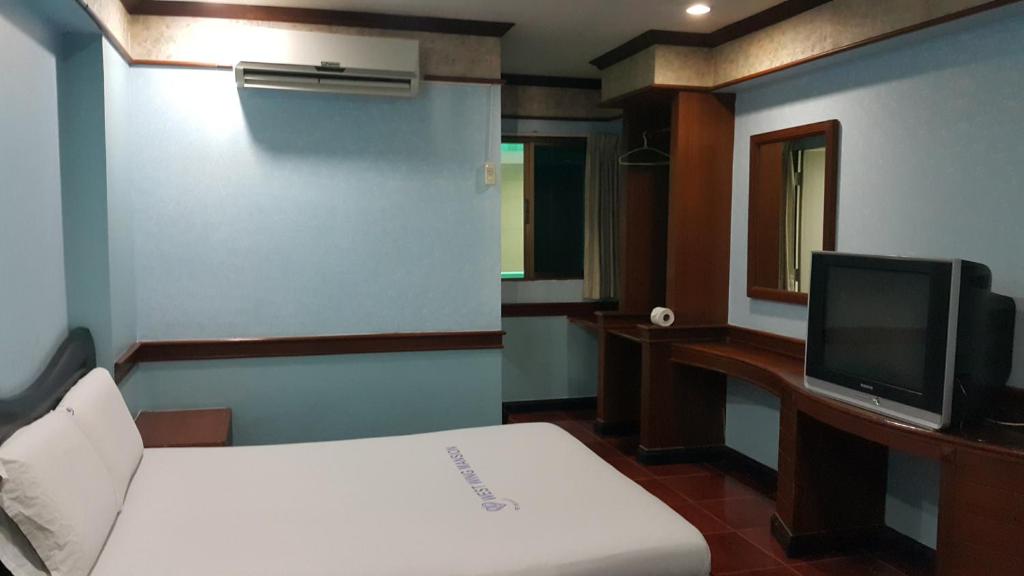 West Wing Mansion - Resim 13