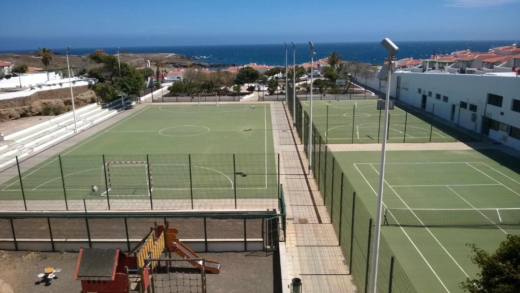 Tenis a/nebo squash v ubytování La Casa del Sol, Abades nebo okolí