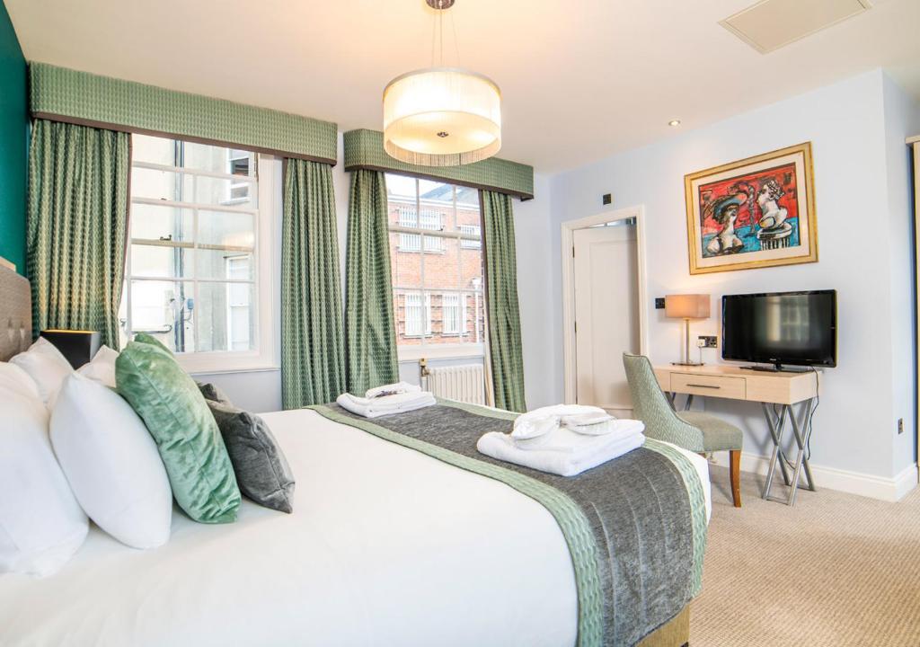 Pelham House - 