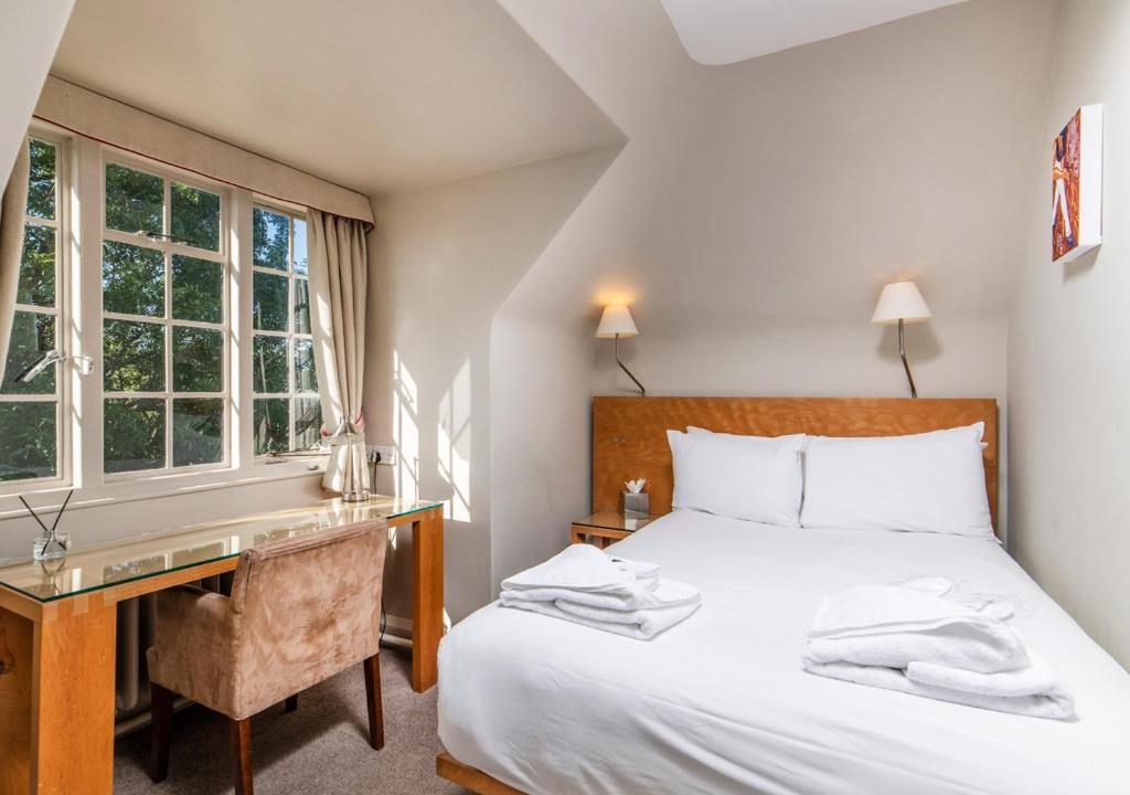 Pelham House - 