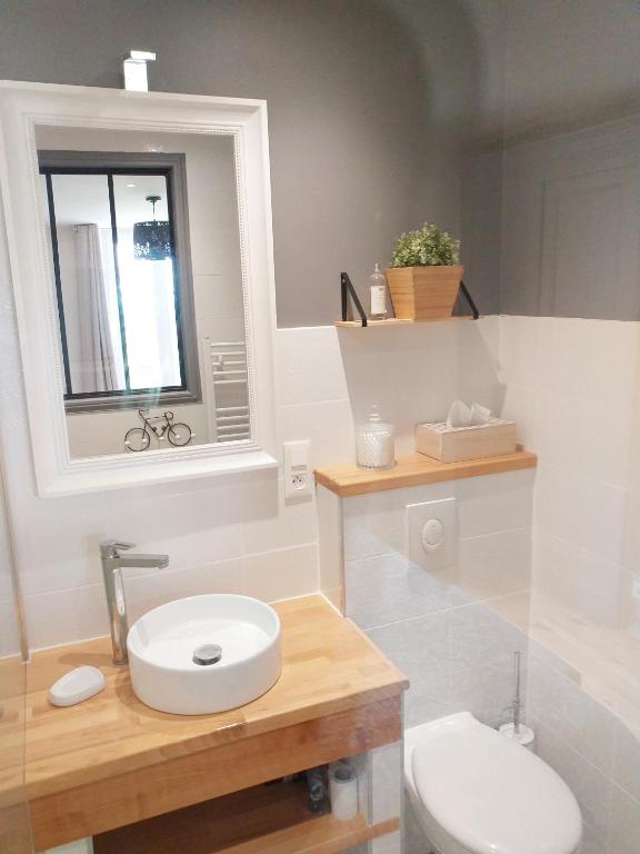 La Maison de Fleurat - Double Room With Balcony