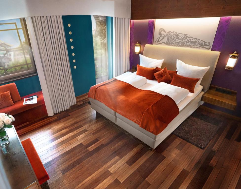 HOTEL LING BAO, PHANTASIALAND ERLEBNISHOTEL BRÜHL 4* (Deutschland) - von €  247