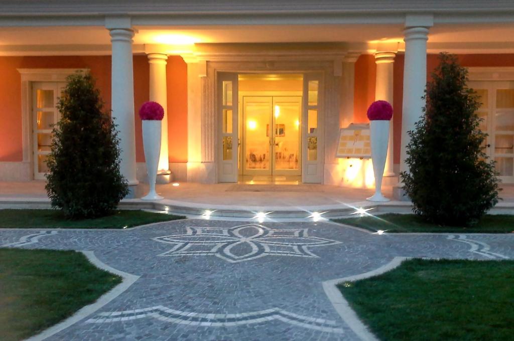 Exteriér nebo vchod ubytování Regina di Saba - Hotel Villa per ricevimenti