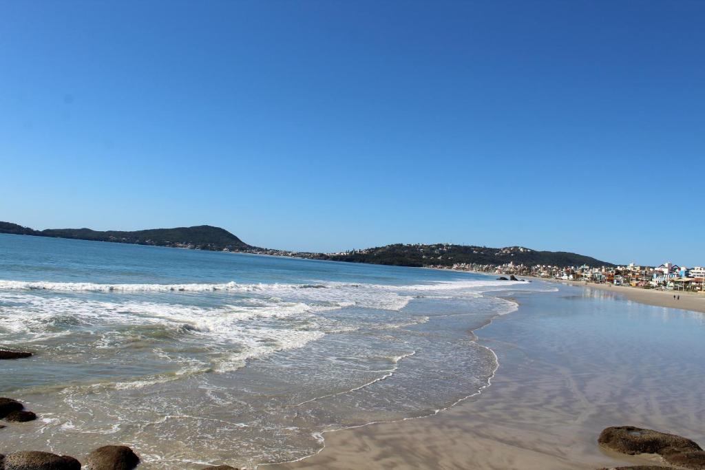  LA018E - Apartamento na Praia