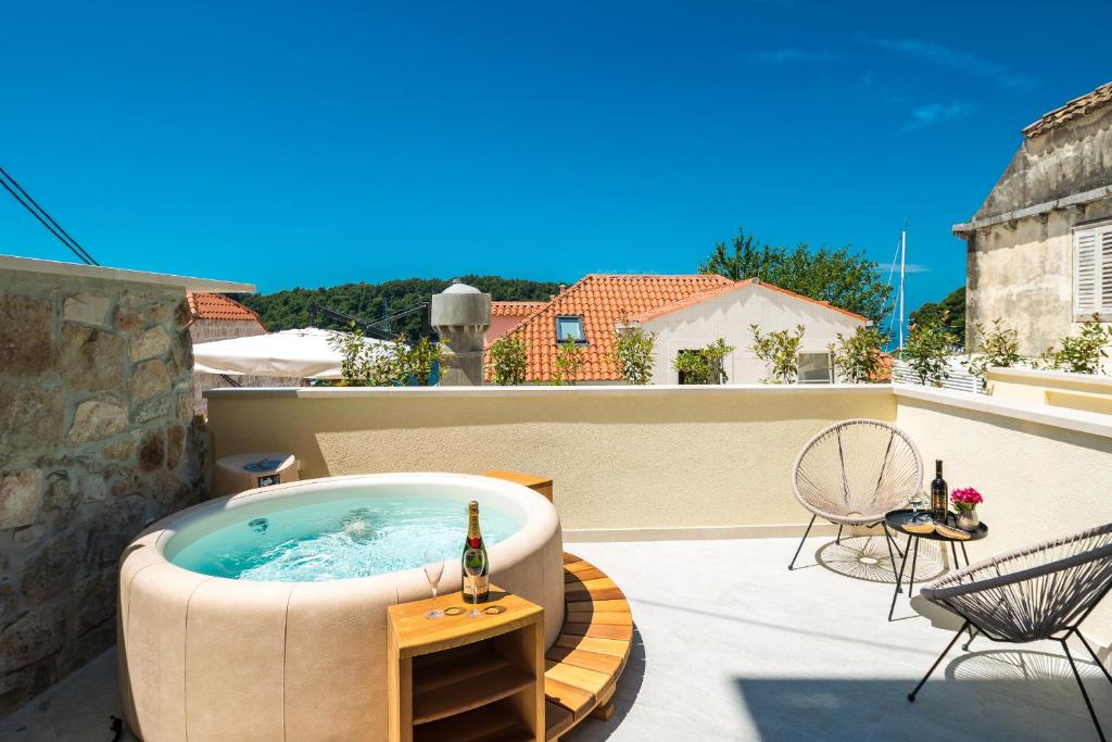 Casa Antika Suites - 9