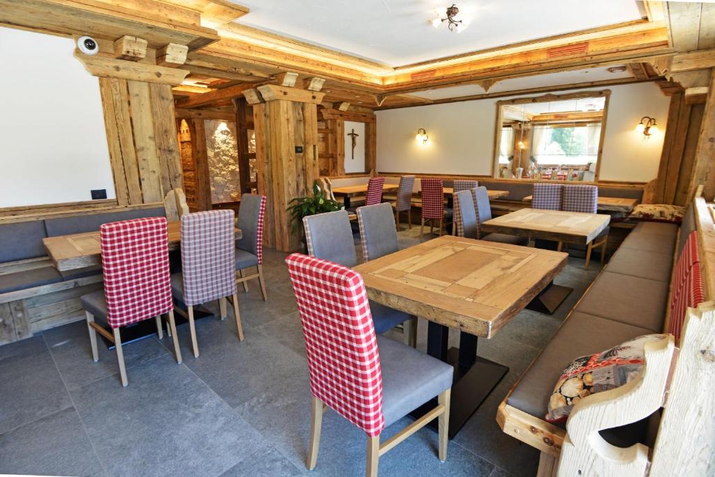 Posezení v ubytování Wellness Hotel Dolomia